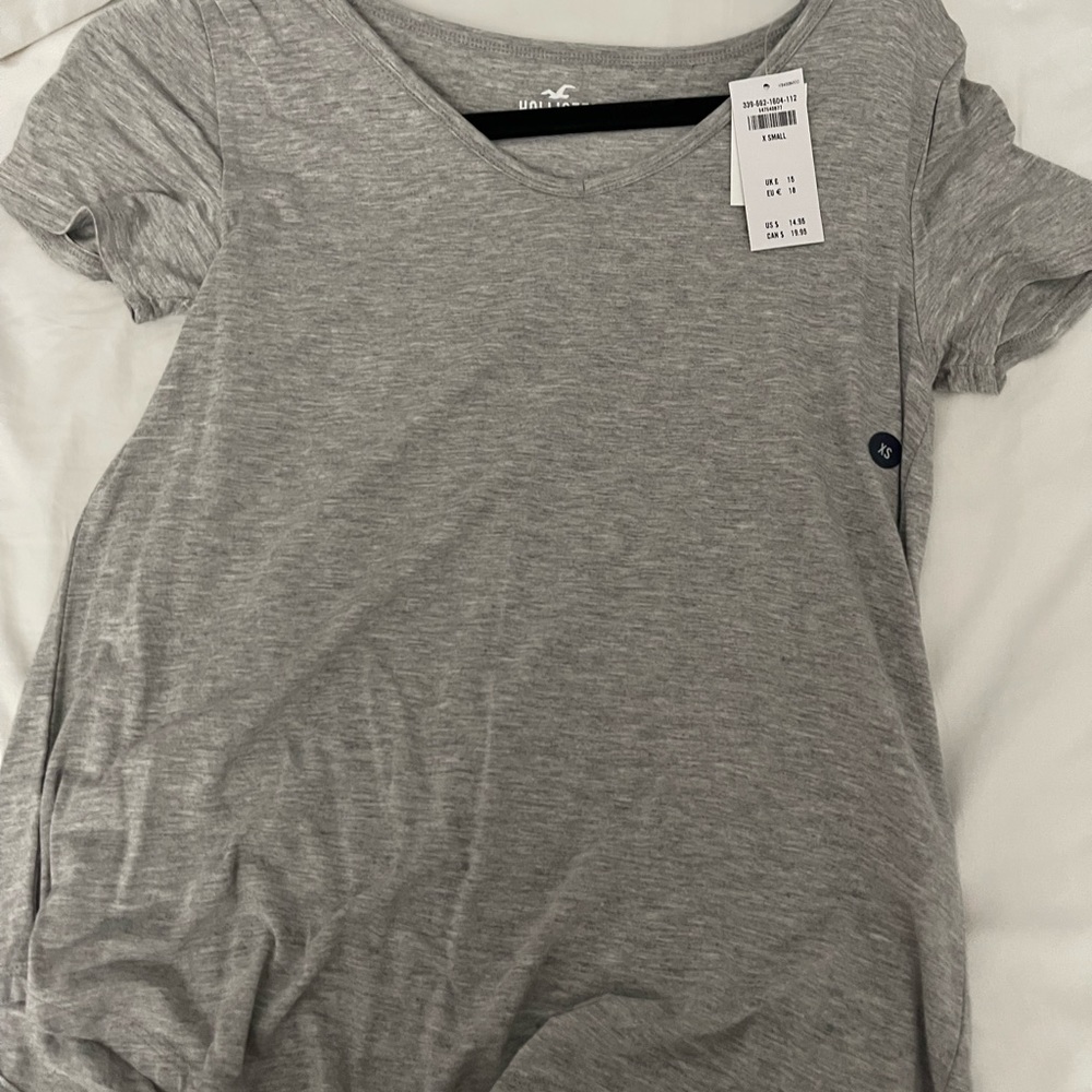 Hollister top